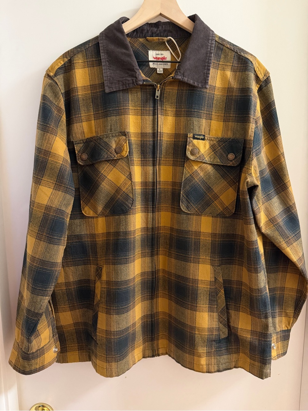 NWOT Wrangler Mens Plaid Full Zip Shirt Jacket Shacket Western Casual Mustard L